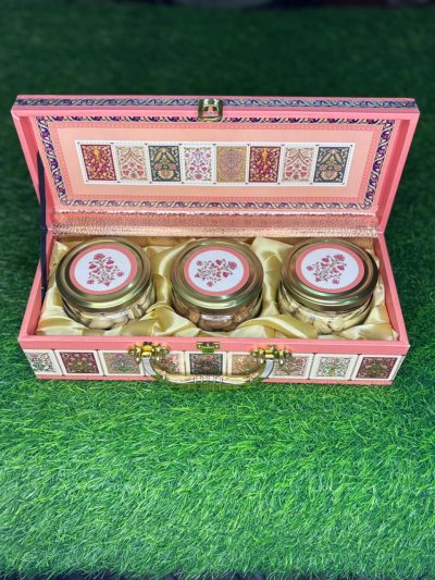 Elegant Hard Wood Designer Diwali Dry Fruit Gift Box -GBW-001 (Brand- 5aDay)